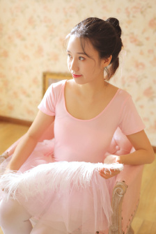 完美邻居2在线电影完整版免费观看